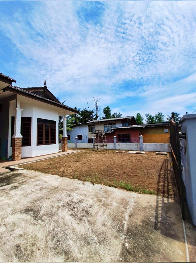 ZN Homestay Gong Badak Kampong Pengkalan Maras Luaran gambar